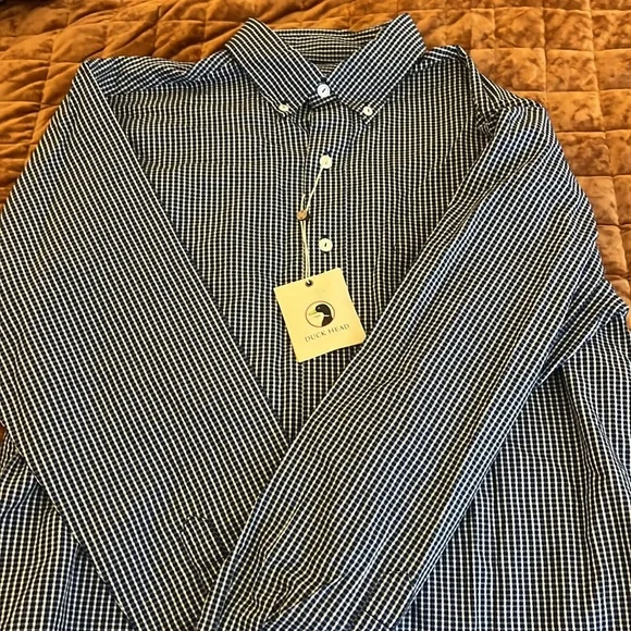 Duck Head Men's Blue Gingham Shirt - Picture 3 of 4